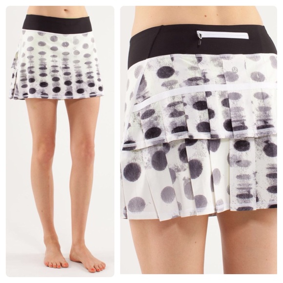 Lululemon Pace Setter Skirt Seaside Dot 